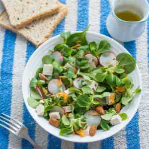 Proteinska salata sa sirom